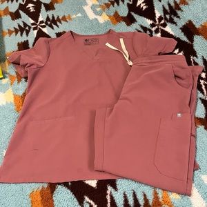 Medium Three pocket scrub top with Medium Yola skinny pants